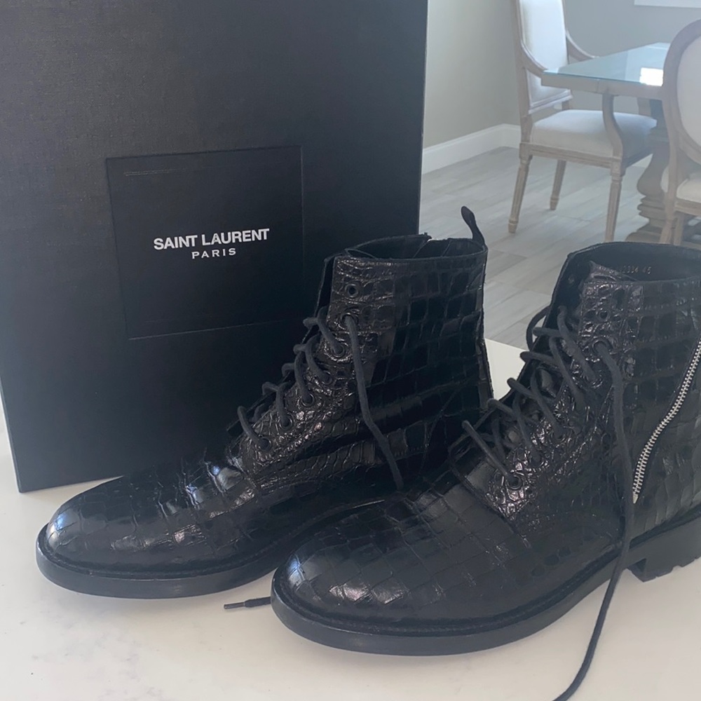 Saint Laurent Flat Heel leather up Natural Negro